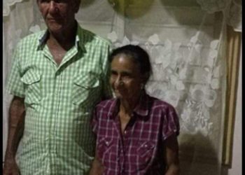 Hombre mata a su madre y hiere a su padre en SD