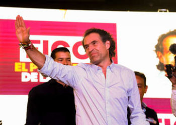 El ‘Ficondón’, la osada apuesta de campaña del candidato derechista en Colombia que provoca un aluvión de memes