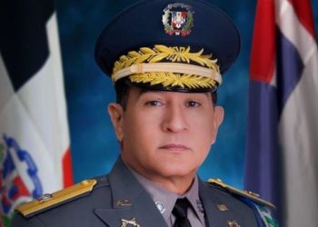 Policía suspende agentes de servicio en Destacamento Naco y dispone investigar circunstancias de muerte de hombre en centro de salud tras estar detenido en esa dotación