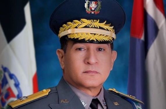 Policía suspende agentes de servicio en Destacamento Naco y dispone investigar circunstancias de muerte de hombre en centro de salud tras estar detenido en esa dotación