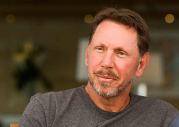 Uno de los hombres más ricos del planeta, Larry Ellison, dejará su cargo en la junta directiva de Tesla