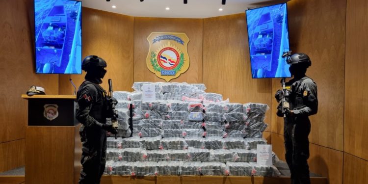 E.E.U.U. reconoce gobierno Abinader en lucha contra narcotráfico; incautaciones de 2021 aumentan 116% con relación al 2020