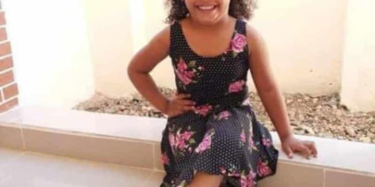 Niña muere atropellada por un vehículo, el mismo día que su madre falleció de cáncer