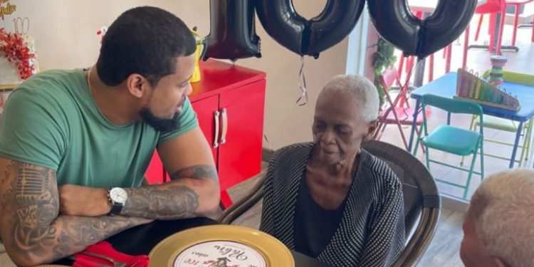 Lápiz Conciente celebra los 100 años de Palín