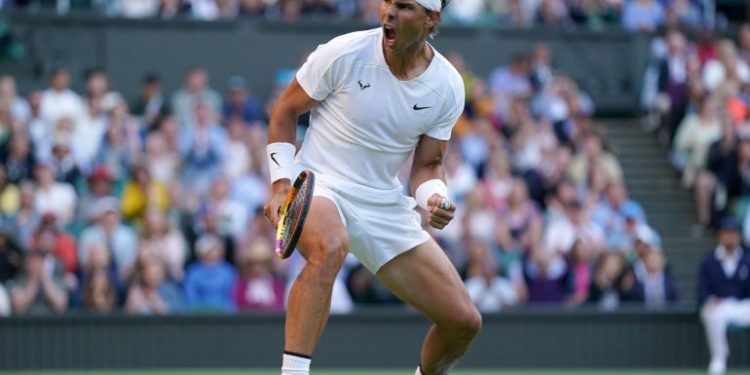 Rafael Nadal se retira de las semifinales de Wimbledon por un problema físico