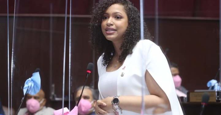 Juliana O’Neal: La preocupación por medicamentos de alto costo se ha convertido en un problema mayor que la enfermedad