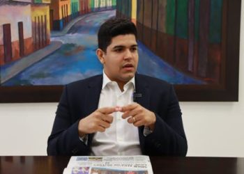 “Gobierno de Abinader no ha dado pie con bola”, afirma dirigente Fuerza del Pueblo