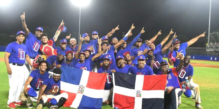 Equipo béisbol RD, campeón Juegos Bolivarianos