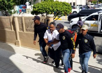 Un año de prisión preventiva a hombre acusado de pagar para que mataran a su padre en Nagua