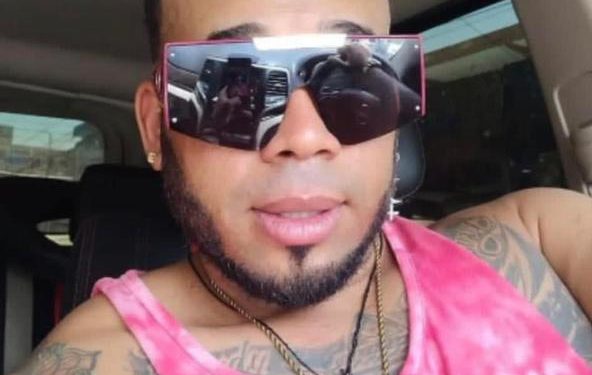 Matan joven mientras disfrutaba de un juego de dominó en Manoguayabo