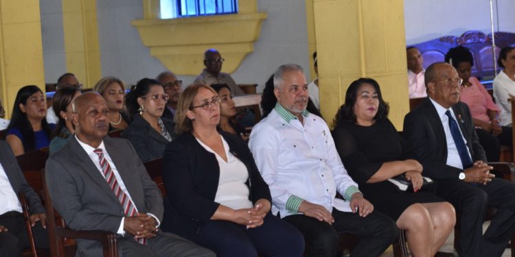 «Sigamos trabajando unidos», llamado de Rafael Salazar en día del patrón de San Cristóbal