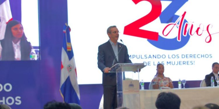 Presidente Abinader anuncia someterá al Congreso Ley Integral de Prevención y Atención a la Violencia contra las Mujeres