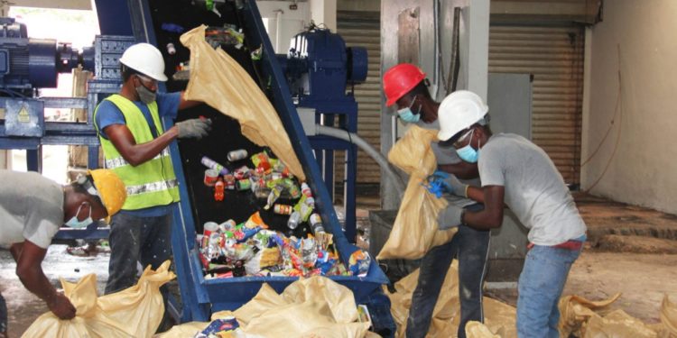 Pro Consumidor destruye más de 300 mil productos no aptos para consumo