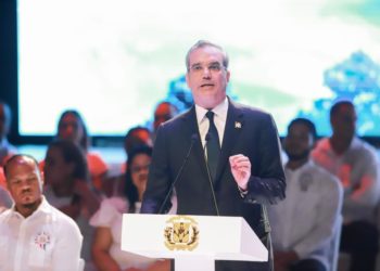 Presidente Abinader presenta avances del país en materia de Servicios de Salud