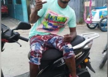 Matan hombre se transportaba en motocicleta junto a su pareja en Villa Verde, La Romana