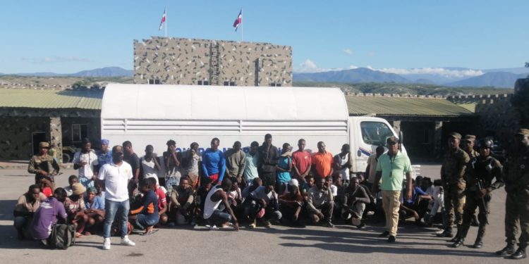 Migración detuvo y repatrió a su país a 4,641 extranjeros ilegales del 10 al 16 de octubre