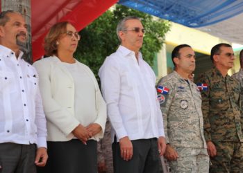 Presidente Abinader promete seguir apoyando San Cristóbal con proyectos que la modernicen