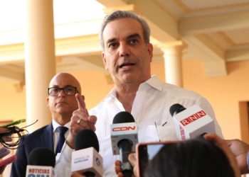 Abinader califica como inaceptables e irresponsables las declaraciones de alto comisionado de la ONU sobre deportaciones de haitianos