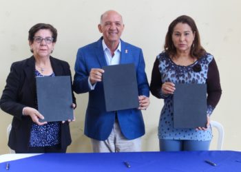 CTC y Ministerio de la Mujer firman acuerdo contribuirá a formación niñas y mujeres de Salcedo