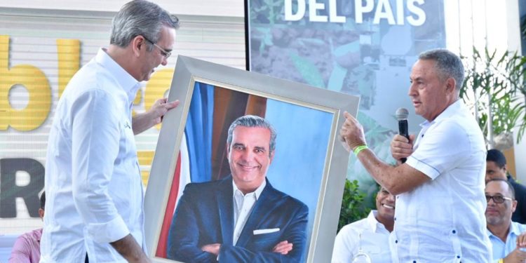 Coopcibao dedica al productor porcino dominicano asamblea ordinaria