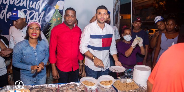 Juventud del PRM recibe la navidad con jóvenes de diferentes sectores del país