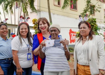Presidente Abinader tiene garantizada la cena de Noche Buena a un millón de familias a través del Plan Social