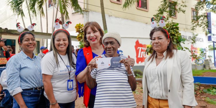 Presidente Abinader tiene garantizada la cena de Noche Buena a un millón de familias a través del Plan Social