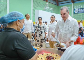 Presidente Abinader llama al pueblo dominicano a seguir trabajando para continuar el progreso en el 2023