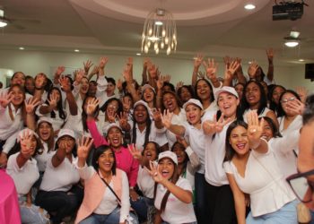 Mujeres jóvenes del PRM recorren Región Sur del país en proceso de integración y fortalecimiento de sus estructuras