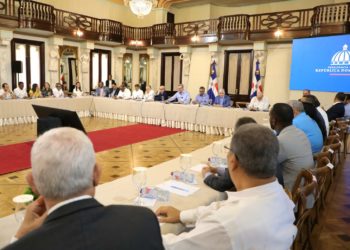 Presidente Abinader propone gran pacto entre gobierno, partidos políticos y sociedad civil para enfrentar cambio climático