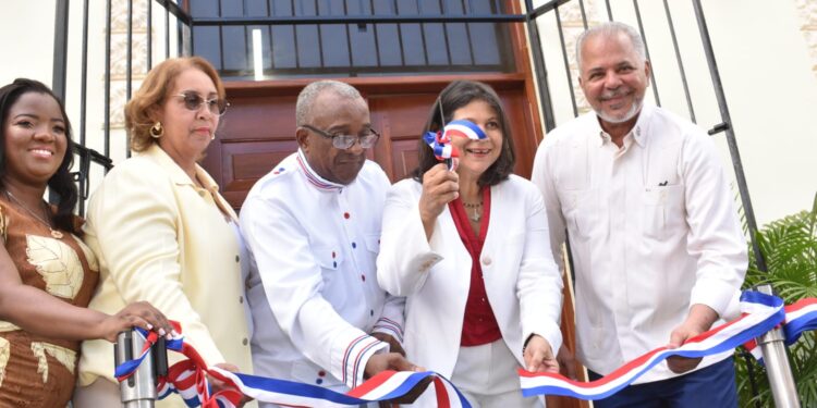 Reinauguran Casa de la Cultura de San Cristóbal con apoyo de EGEHID