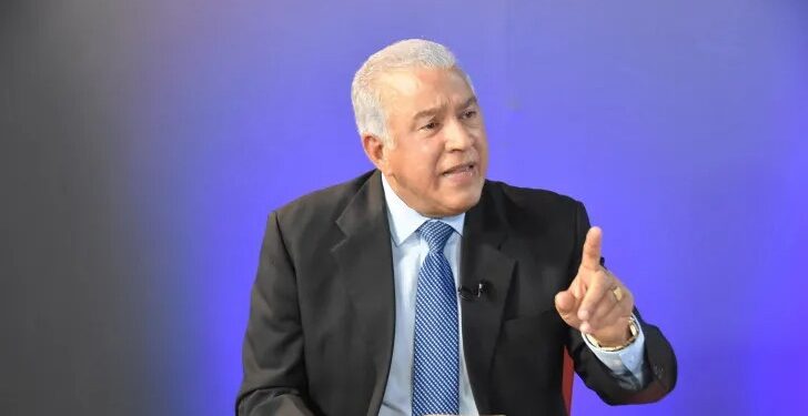 Andrés Bautista arma poderosa coalición política que supera 17 partidos para elecciones 2024