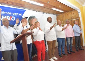 Coordinador General de Movimientos en apoyo a Luis Abinader juramenta nuevos miembros en La Romana