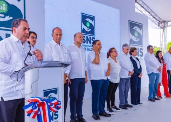 Gobierno entrega remozamiento hospital municipal Lilian Fernández en Navarrete
