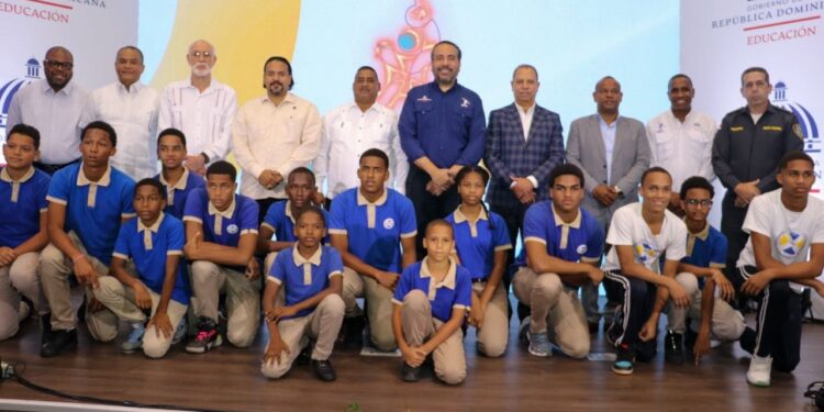 INEFI presenta línea gráfica y logo de los X Juegos Deportivos Escolares Nacionales Barahona 2023