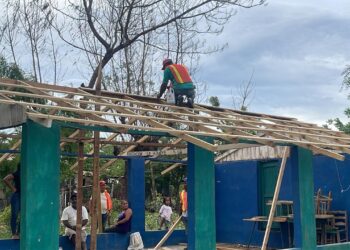 Propeep da asistencia y repara viviendas a familias en tres provincias del Sur afectadas por lluvias