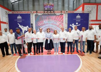 Vicepresidenta entregó diversas obras en el Distrito Nacional y seis provincias este fin de semana
