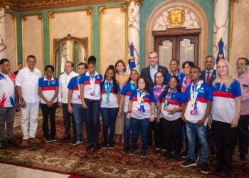 Presidente Abinader recibe en Palacio Nacional delegación dominicana participó en Juegos Mundiales de Olimpiadas Especiales 2023