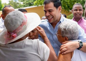 Roberto Ángel afirma Luis Abinader combate exclusión social y pobreza en Monte Plata y todo el país