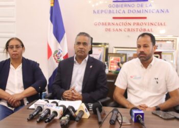 Inicia distribución de ayuda económica a afectados por siniestro en SC