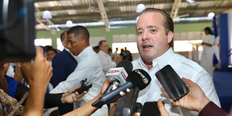 Paliza afirma que alianza entre PLD, FP y el PRD es una muestra de profunda debilidad