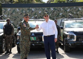 Presidente Abinader entregará este jueves vehículos militares a las FFAA, 200 apartamentos en San Luís y dejará inaugurada extensión de la UASD Monte Plata