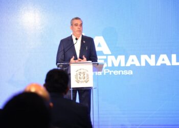 Presidente Abinader continúa quinta versión del espacio de diálogo directo en La Semanal con la prensa