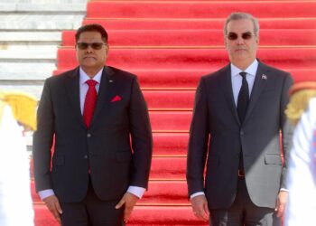 Presidente Abinader recibe su homólogo de Surinam, Chandrikapersad Santokhi en visita oficial