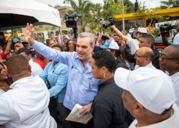 Presidente Abinader inaugurará cuatro obras y entregará títulos de propiedad en las provincias de Azua y Peravia