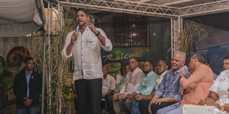 Gustavo Lara Salazar encabeza asamblea del PRM en Haina