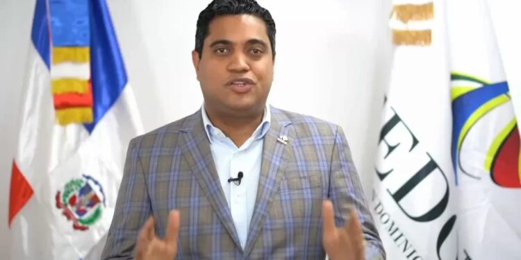 Presidente de Fedomu instruye alcaldes a trabajar para reestablecer normalidad comunidades afectadas