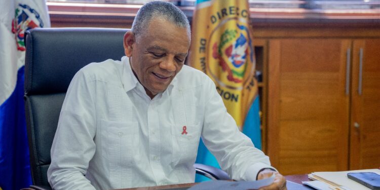 Director Migración realiza cambios para continuar la eficientizacion de los servicios en mes de diciembre