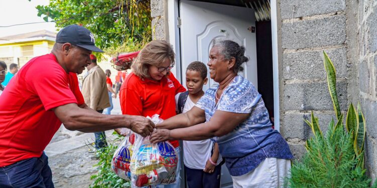 ¡Se enciende la Navidad! Arranca la Ruta de la Esperanza del Plan Social, llegará a todo el país