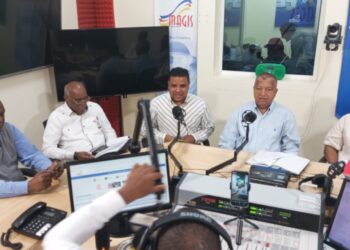 Nelson de la Rosa: “La solución del tránsito en San Cristóbal empieza con la educación»